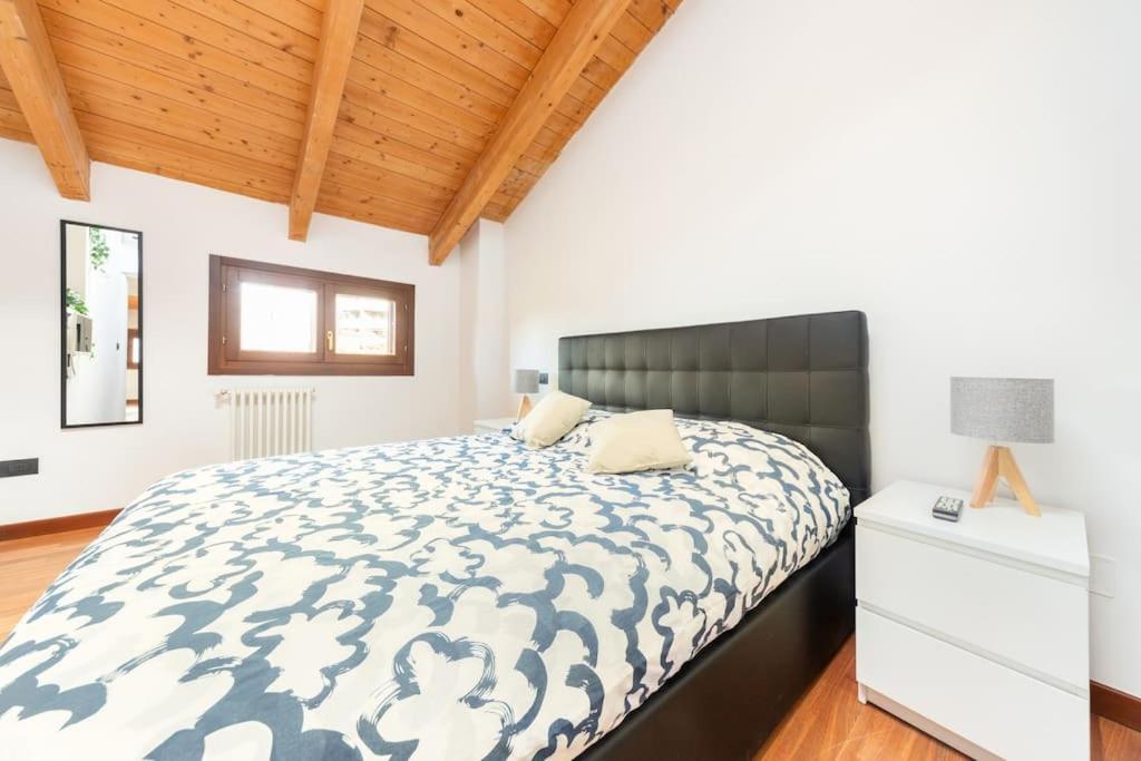 Appartamento Unico A Bologna Con 3 Camere E Parcheggio Gratuito Exterior photo