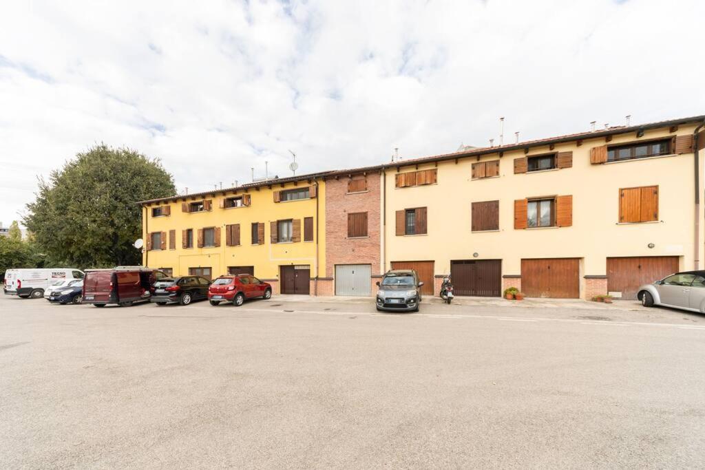 Appartamento Unico A Bologna Con 3 Camere E Parcheggio Gratuito Exterior photo